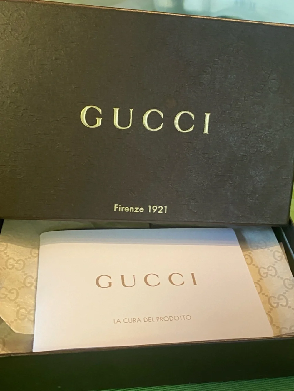 Gucci beige brown GG monogram silk twilly with red trim and gold charm with box
